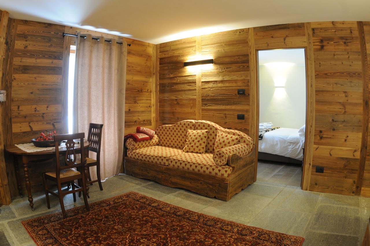 L'Abri Des Amis Hotel Courmayeur Exterior photo
