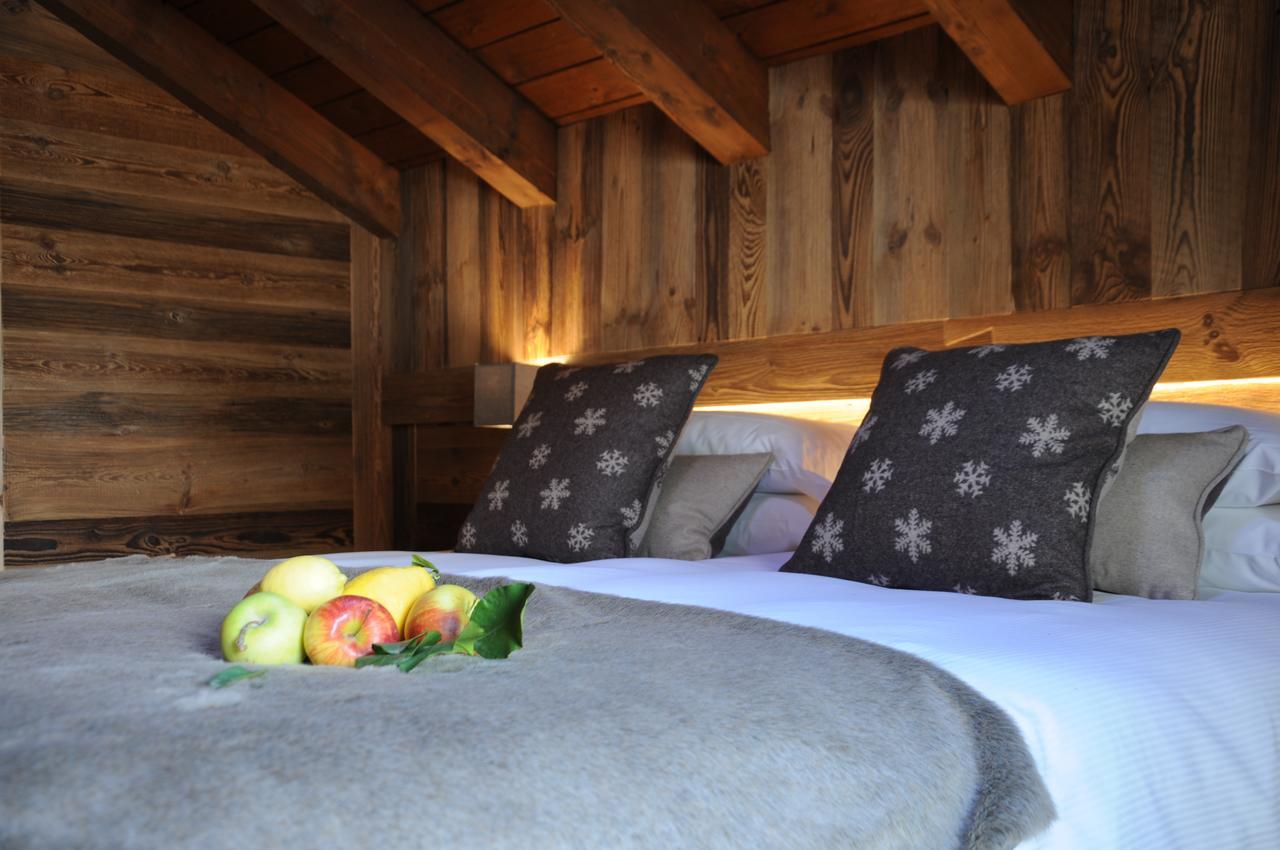 L'Abri Des Amis Hotel Courmayeur Exterior photo